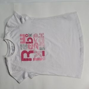 Reebok girls T-shirt. Size XL. Great condition.